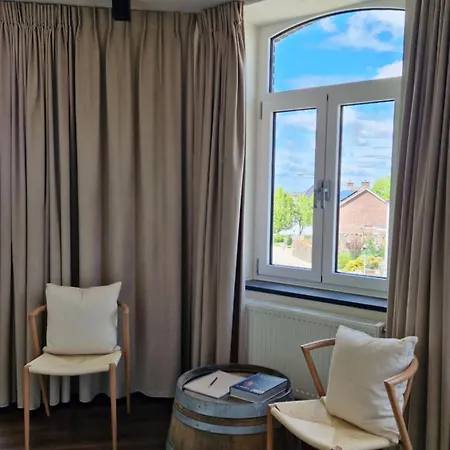 Loess Wijnhotel En Smaaklokaal 3*