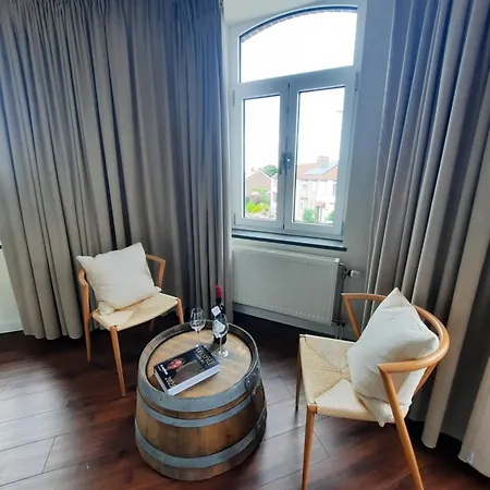 Loess Wijnhotel En Smaaklokaal Vijlen