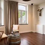 Loess Wijnhotel En Smaaklokaal 3*